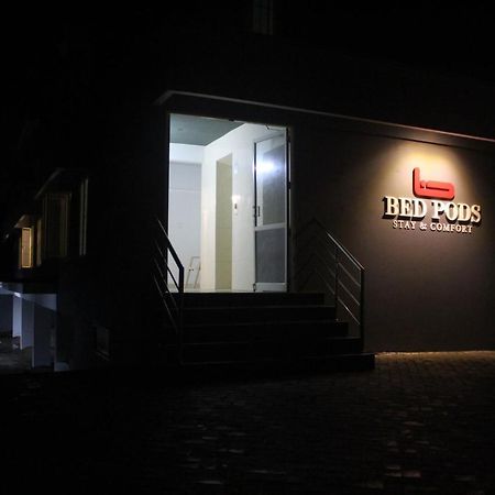Bed Pods Hostel Thiruvananthapuram Εξωτερικό φωτογραφία