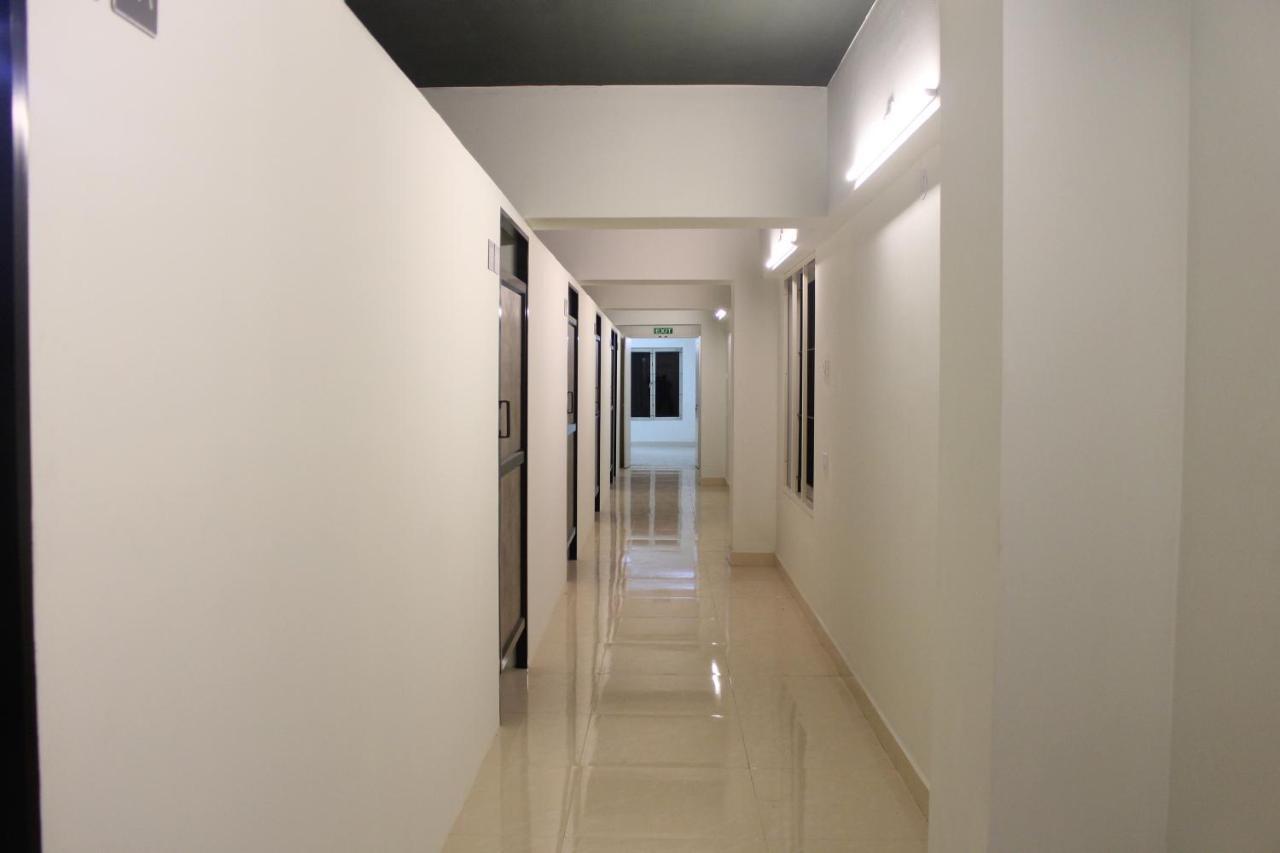 Bed Pods Hostel Thiruvananthapuram Εξωτερικό φωτογραφία