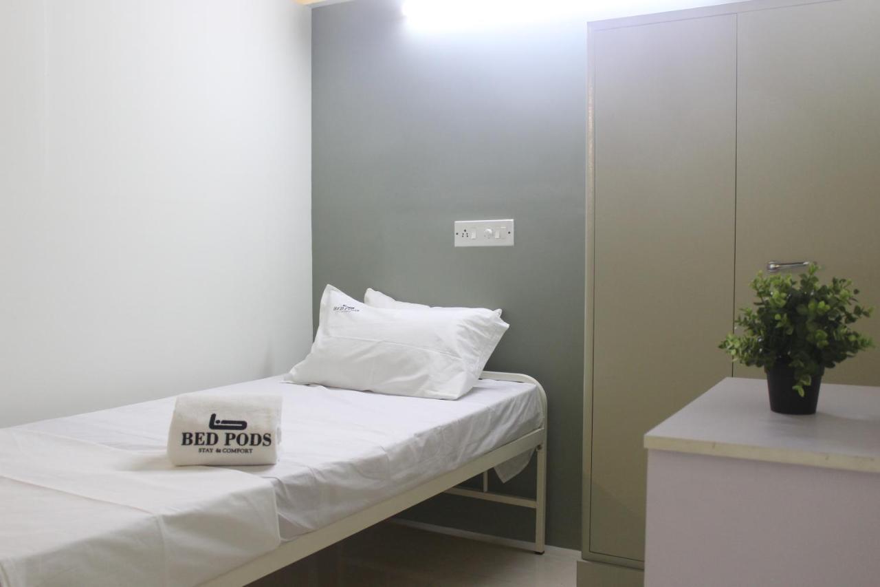 Bed Pods Hostel Thiruvananthapuram Εξωτερικό φωτογραφία
