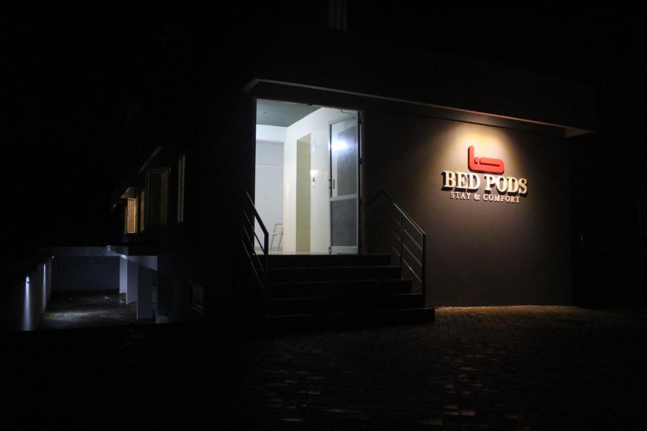 Bed Pods Hostel Thiruvananthapuram Εξωτερικό φωτογραφία
