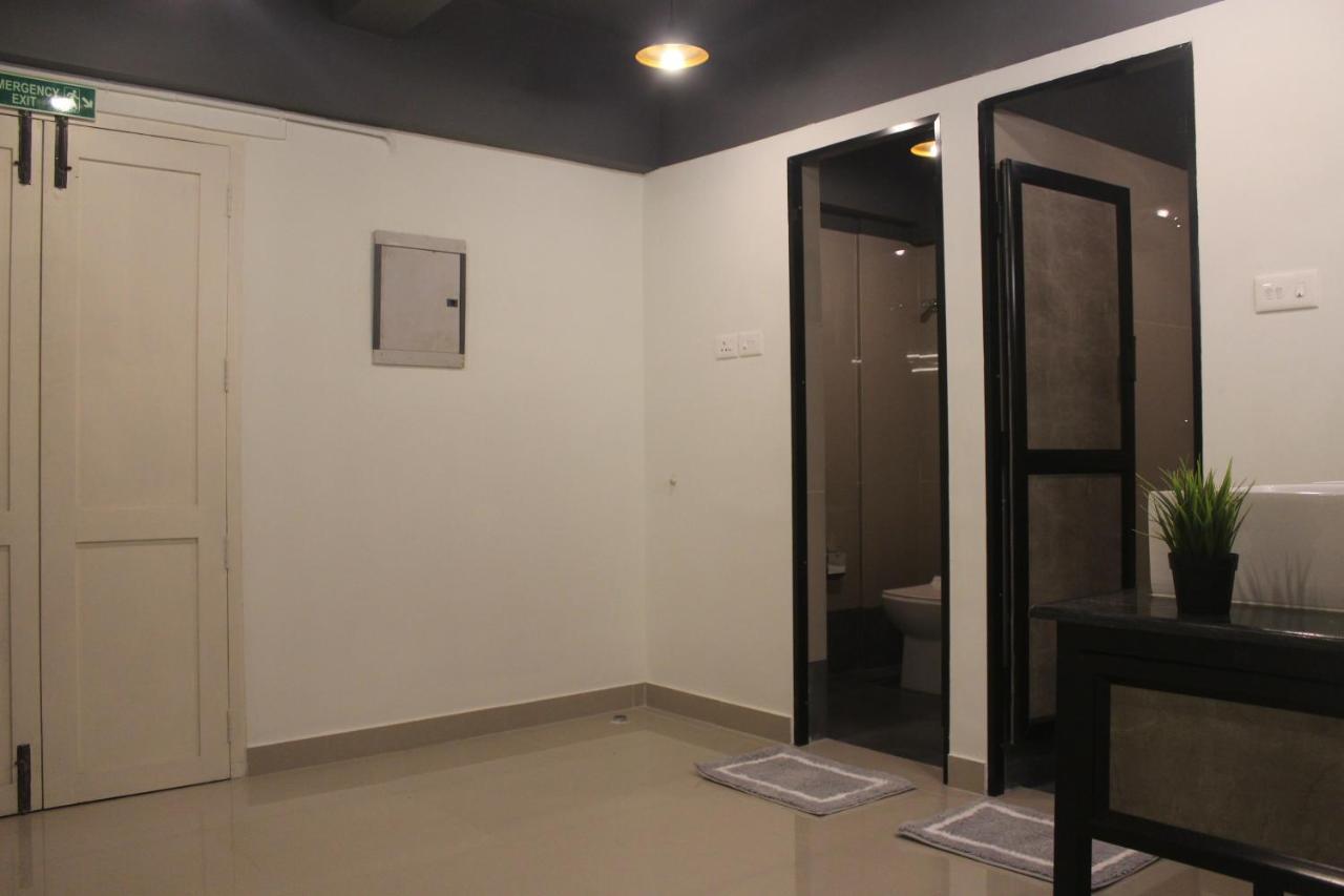 Bed Pods Hostel Thiruvananthapuram Εξωτερικό φωτογραφία